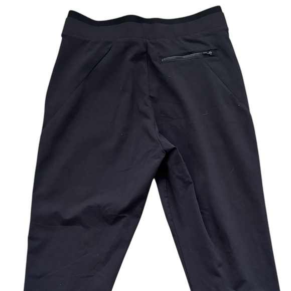 Athleta Venice Pintuck black Pants size medium - Picture 4 of 8